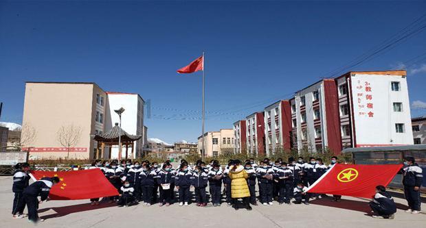 支付宝坐公交怎么支付游戏画面